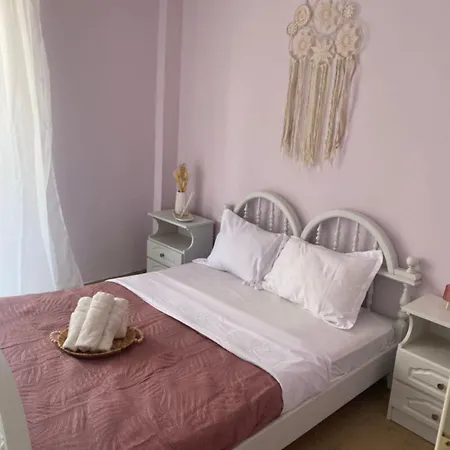 شقة Hampos Néa Péramos