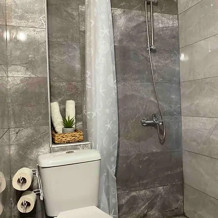 Hampos Appartement *